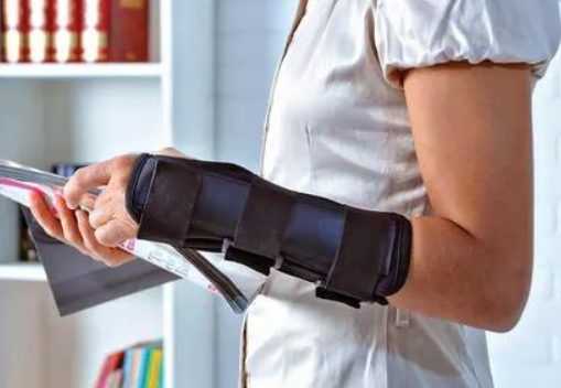 INMOVILIZADOR DE MUÑECA LARGO